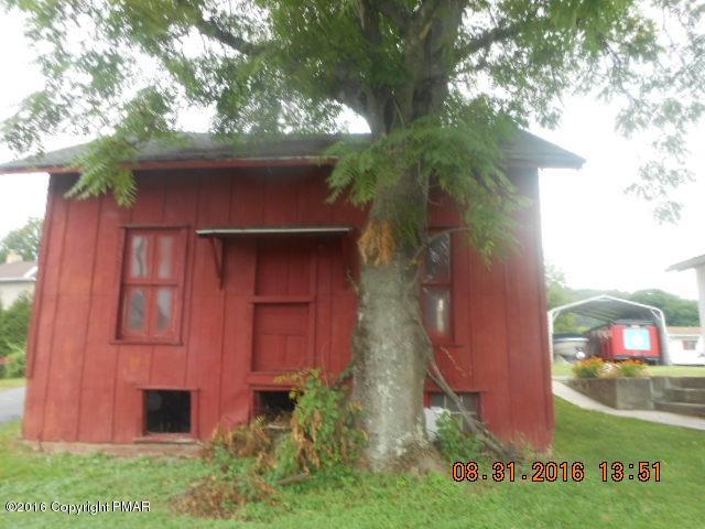 125 State Road Lehighton, PA 18235 - Photo 15 of 15 barn