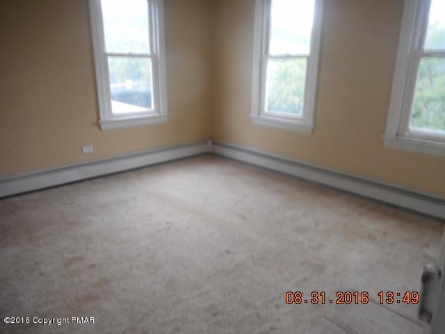 125 State Road Lehighton, PA 18235 - Photo 8 of 15 2016-08-31 13