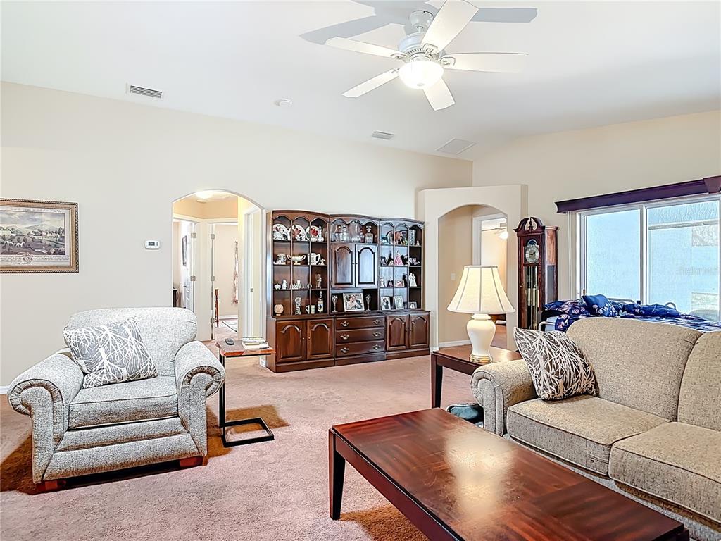15867 Southwest 13th Circle Ocala, FL 34473 - Photo 13 of 28
