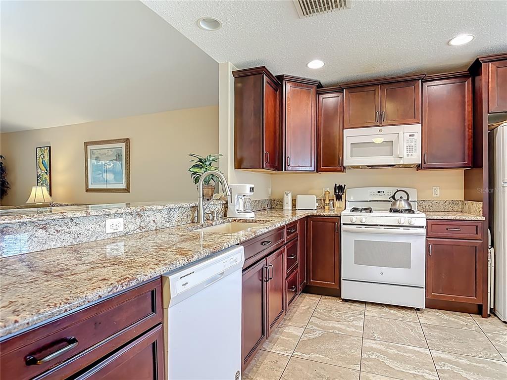 15867 Southwest 13th Circle Ocala, FL 34473 - Photo 7 of 28