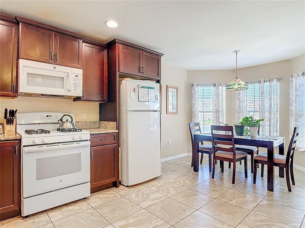 15867 Southwest 13th Circle Ocala, FL 34473 - Photo 9 of 28