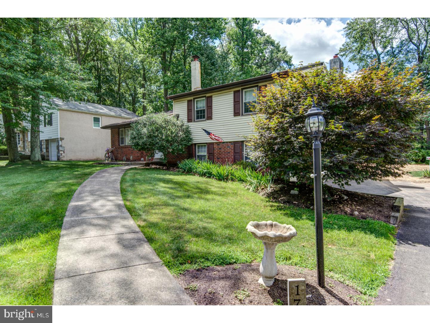 171 Deer Run Road Willow Grove, PA 19090 - Photo 2 of 24 Gallery Image 2