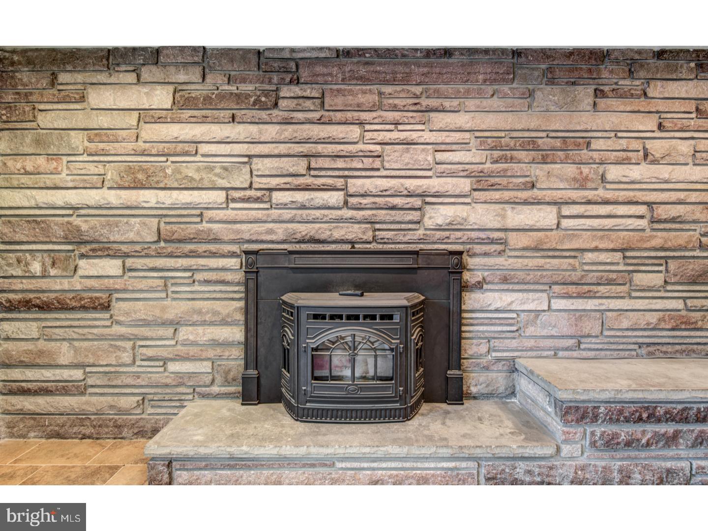 171 Deer Run Road Willow Grove, PA 19090 - Photo 12 of 24 Gallery Image 12
