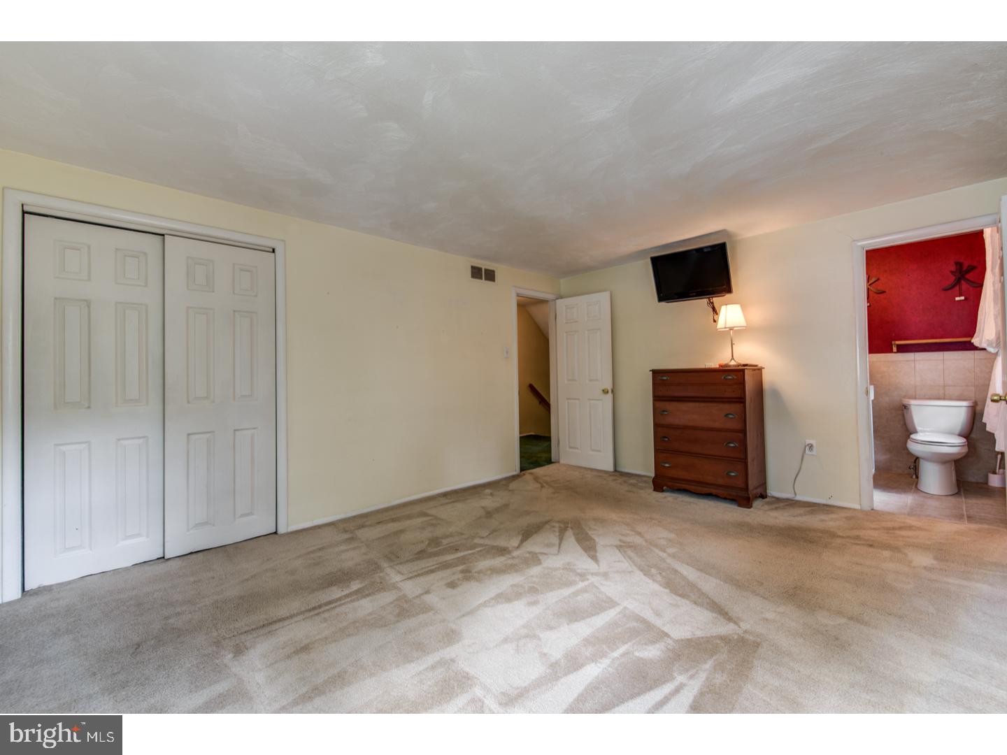 171 Deer Run Road Willow Grove, PA 19090 - Photo 16 of 24 Gallery Image 16