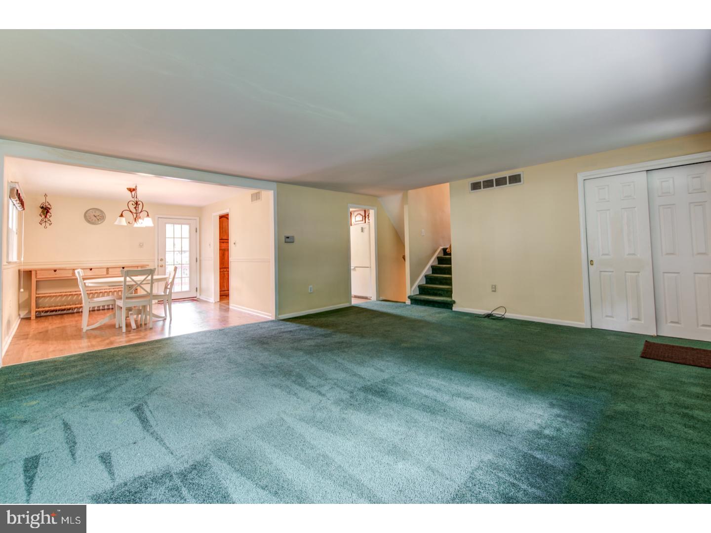 171 Deer Run Road Willow Grove, PA 19090 - Photo 4 of 24 Gallery Image 4