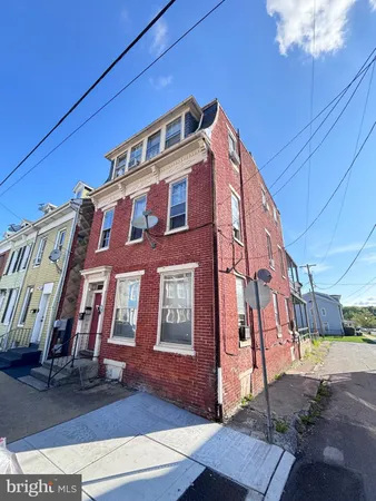 $230,000 | 223 South Penn Street, York, PA 17401