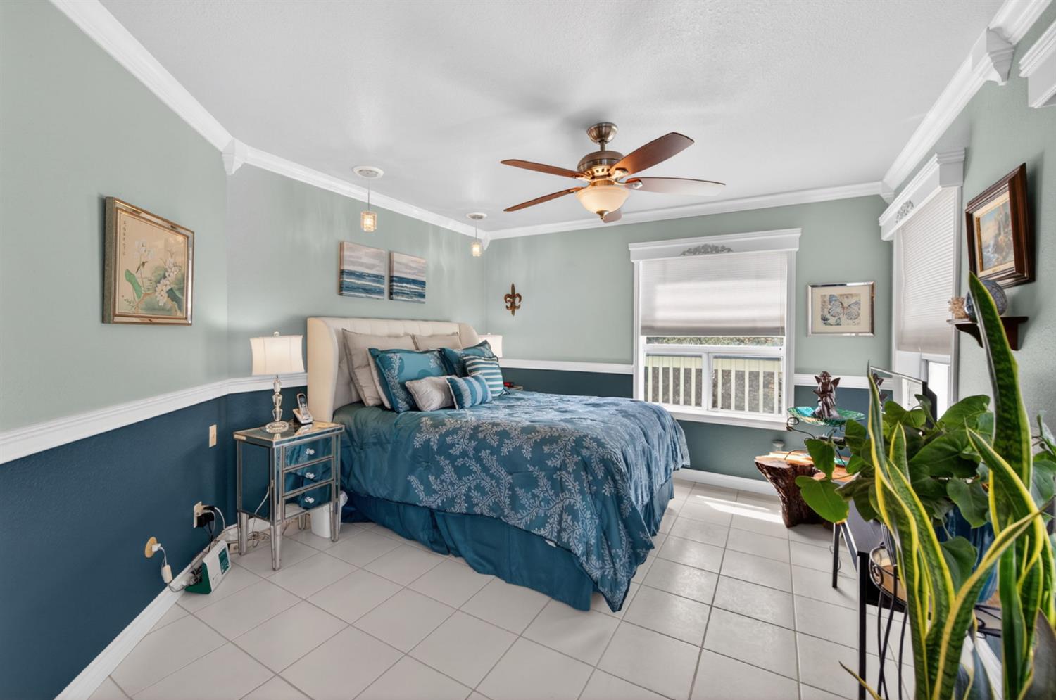 28037 Sky Harbour Road Friant, CA 93626 - Photo 15 of 40 a living room with a bed furniture and a window