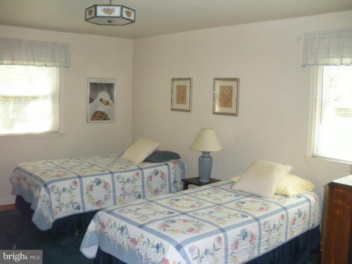 209 Brookmead Road Wayne, PA 19087 - Photo 16 of 20 Bedroom