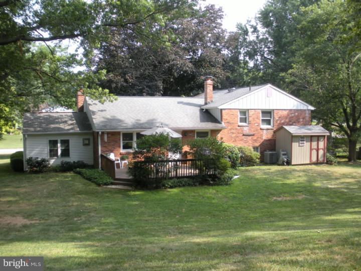 209 Brookmead Road Wayne, PA 19087 - Photo 19 of 20 Exterior Back