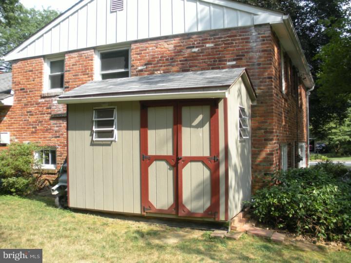 209 Brookmead Road Wayne, PA 19087 - Photo 20 of 20 Exterior Back