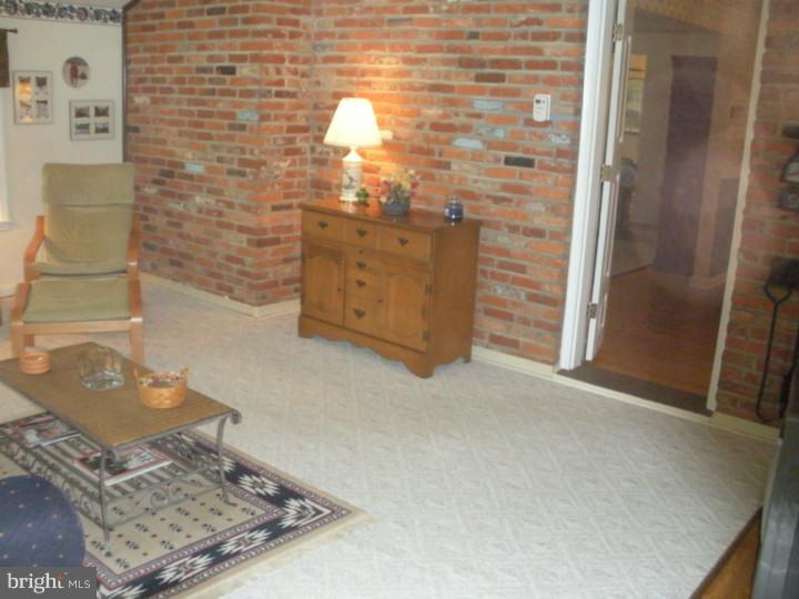 209 Brookmead Road Wayne, PA 19087 - Photo 10 of 20 Family Room