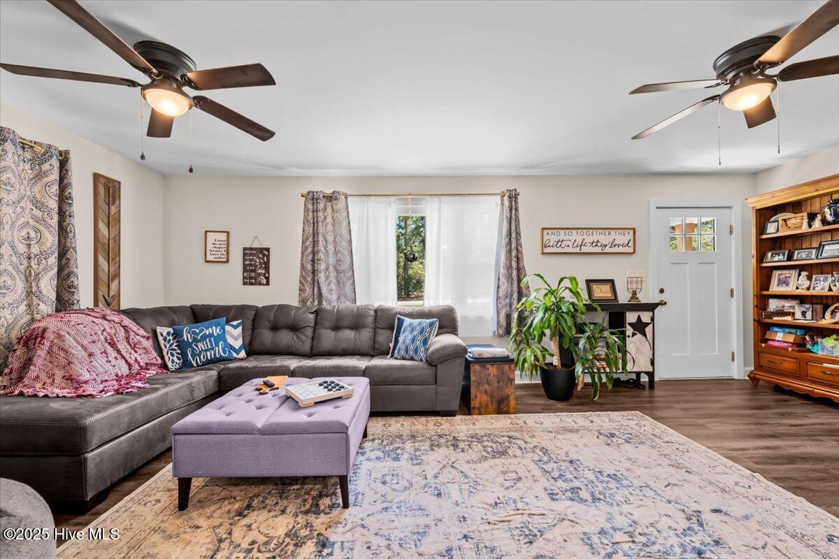 337 Oak Ridge Church Road Hamlet, NC 28345 - Photo 3 of 25 13-DSC09201