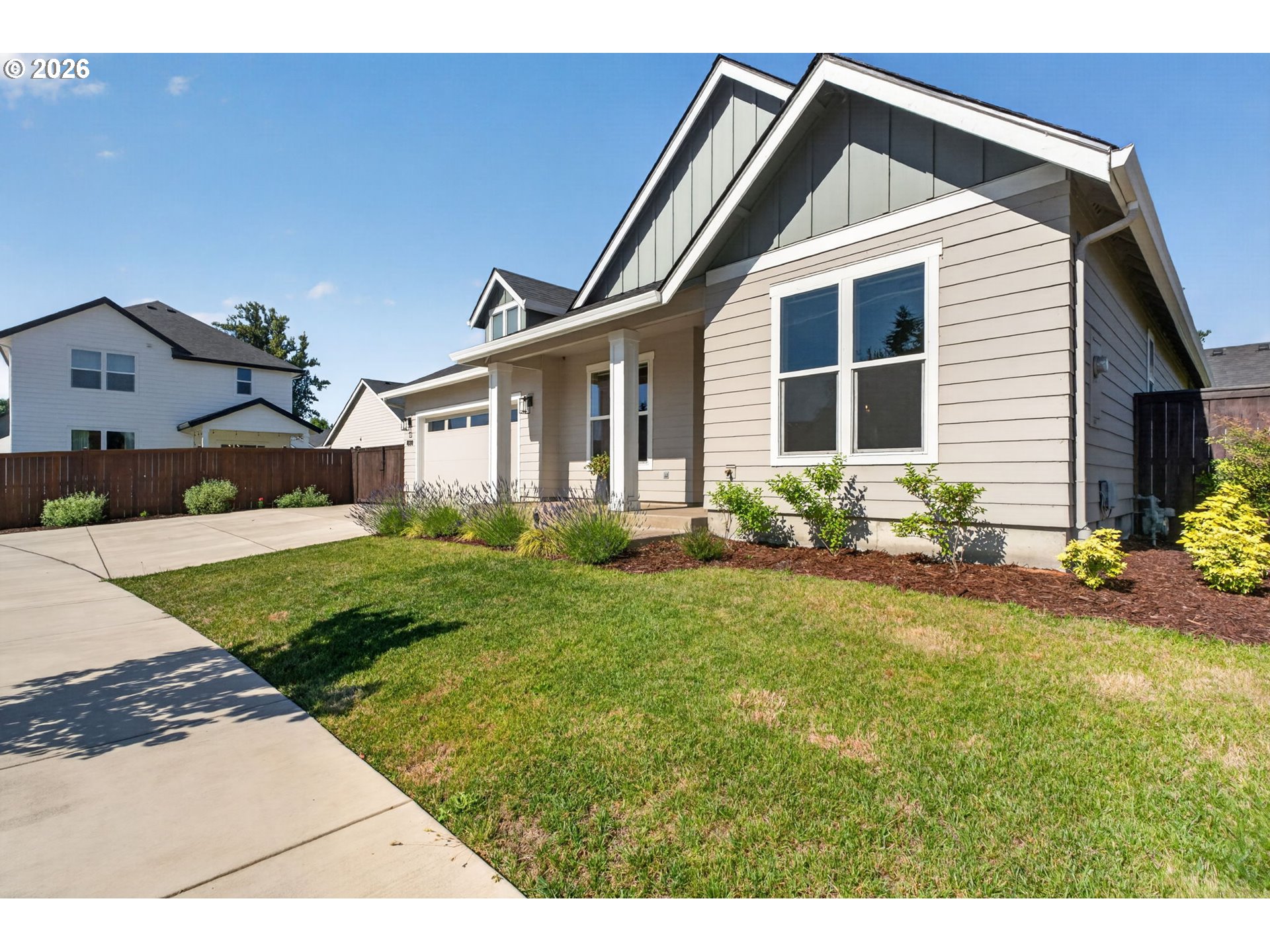 1020 South 33rd Street Springfield, OR 97478 - Photo 3 of 48