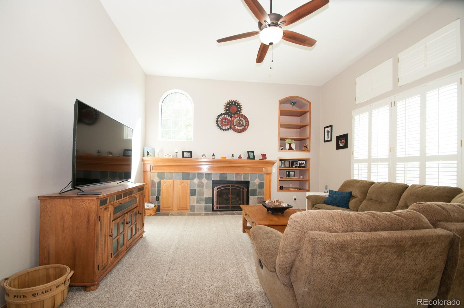 2328 Weatherstone Circle Highlands Ranch, CO 80126 - Photo 8 of 29 Gallery Image 8