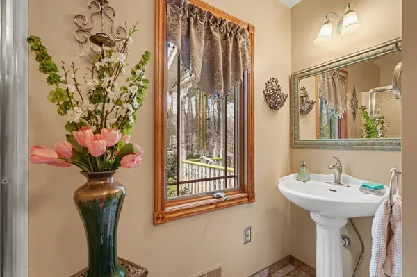 $489,900 | 13240 Olin Woods Drive, Unit 5, Sparta, MI 49345