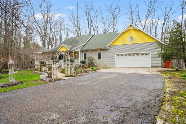 $489,900 | 13240 Olin Woods Drive, Unit 5, Sparta, MI 49345