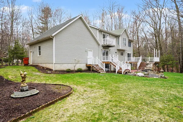 $489,900 | 13240 Olin Woods Drive, Unit 5, Sparta, MI 49345