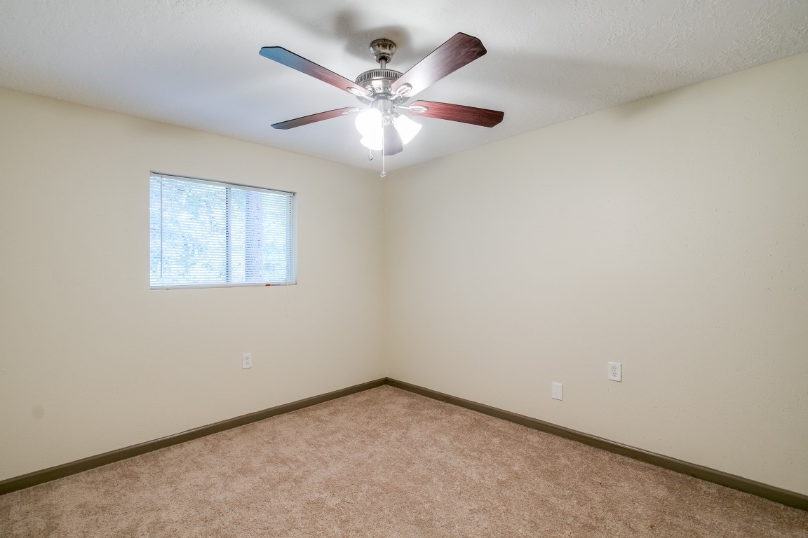 24615 Wilderness Road Spring, TX 77380 - Photo 26 of 34