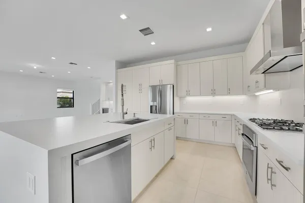 $7,500 | 13005 Feathering Way, Palm Beach Gardens, FL 33412