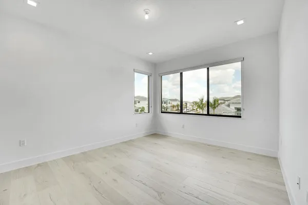 $7,500 | 13005 Feathering Way, Palm Beach Gardens, FL 33412