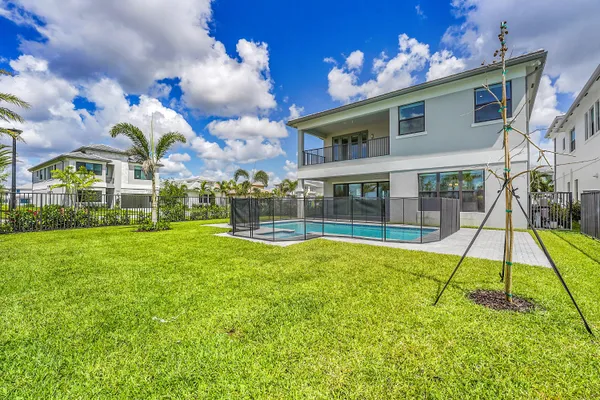 $7,500 | 13005 Feathering Way, Palm Beach Gardens, FL 33412