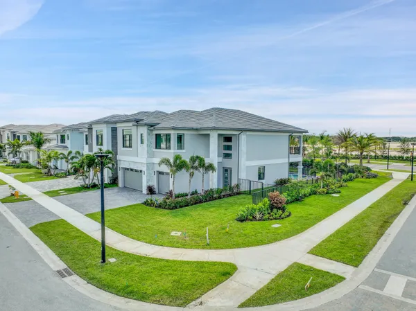 $7,500 | 13005 Feathering Way, Palm Beach Gardens, FL 33412