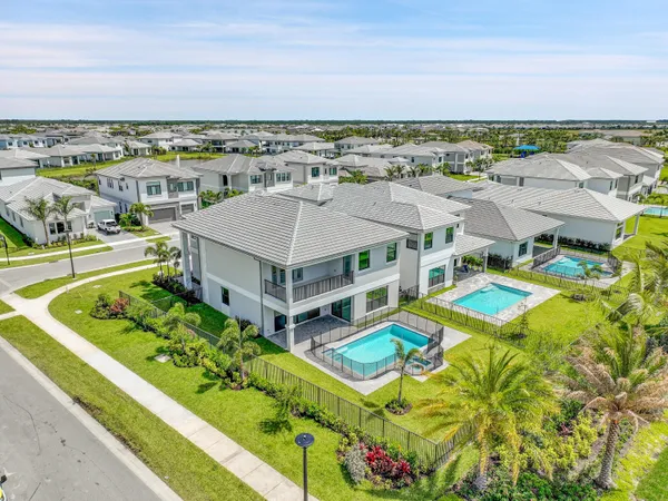 $7,500 | 13005 Feathering Way, Palm Beach Gardens, FL 33412