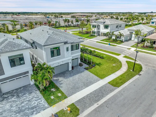 $7,500 | 13005 Feathering Way, Palm Beach Gardens, FL 33412