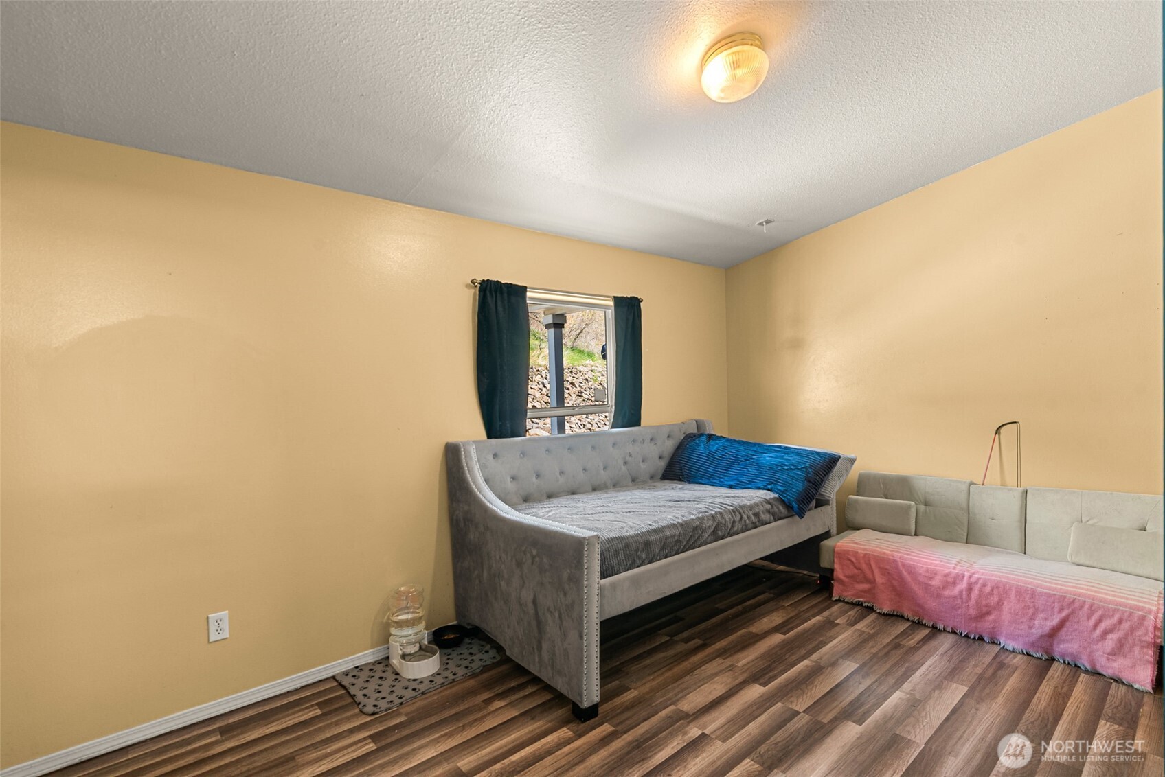 1053 South Perry Avenue East Wenatchee, WA 98802 - Photo 22 of 39
