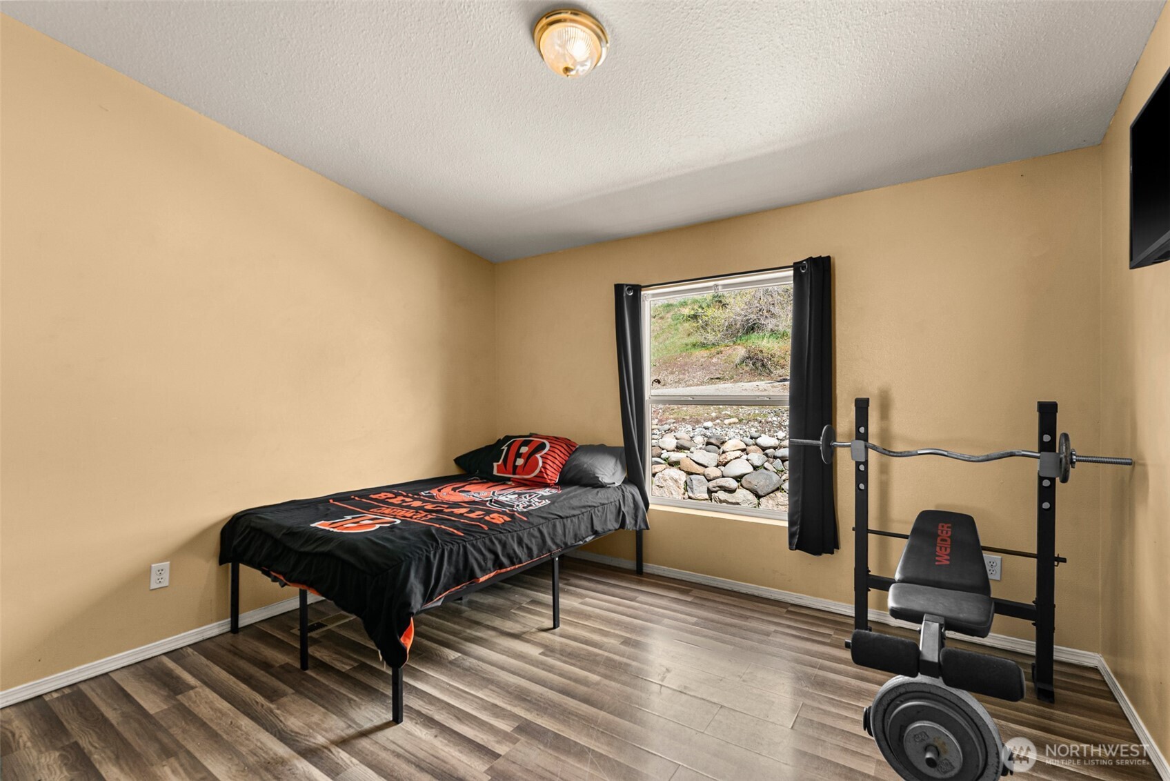 1053 South Perry Avenue East Wenatchee, WA 98802 - Photo 23 of 39