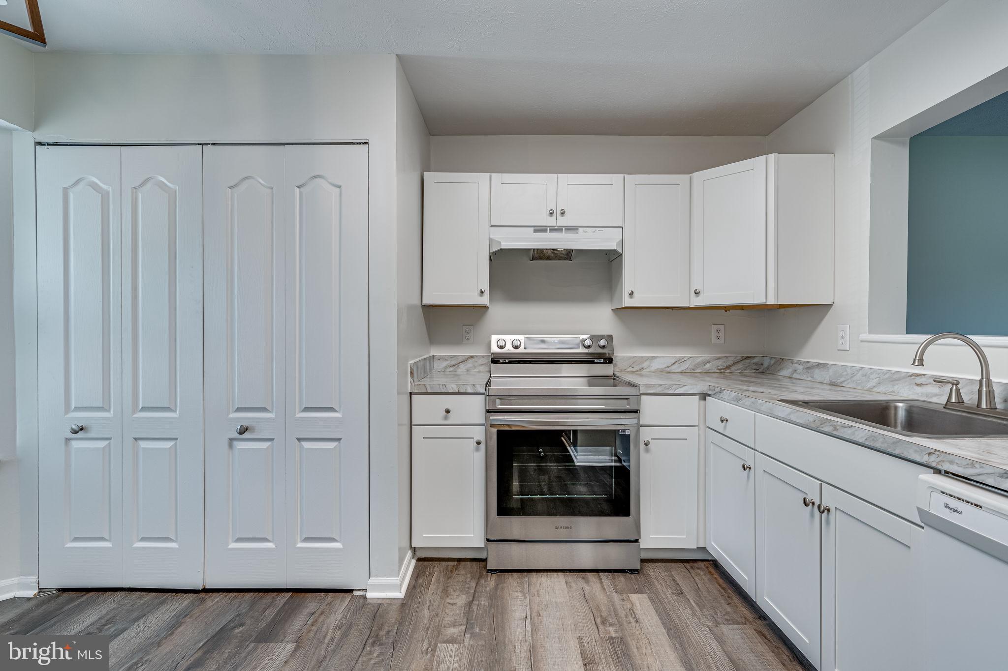 45296 Rumsford Lane California, MD 20619 - Photo 7 of 38 Gallery Image 7