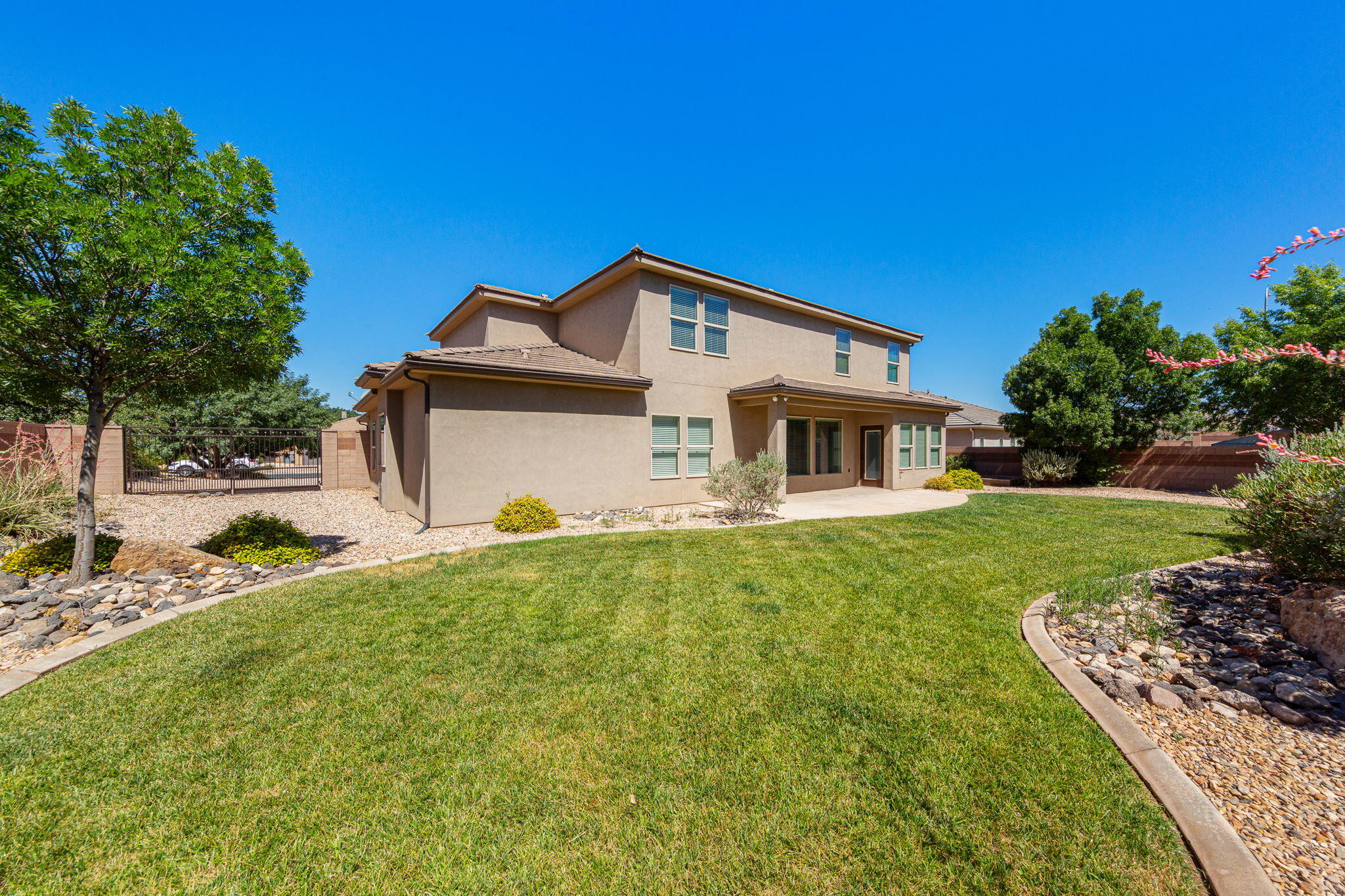 1157 Plantations Drive St. George, UT 84770 - Photo 28 of 31 21-web-or-mls-1157 S 2970 E-31