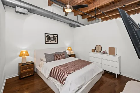 $389,000 | 1670 North Claremont Avenue, Unit 306, Chicago, IL 60647