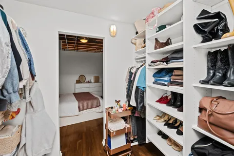 $389,000 | 1670 North Claremont Avenue, Unit 306, Chicago, IL 60647