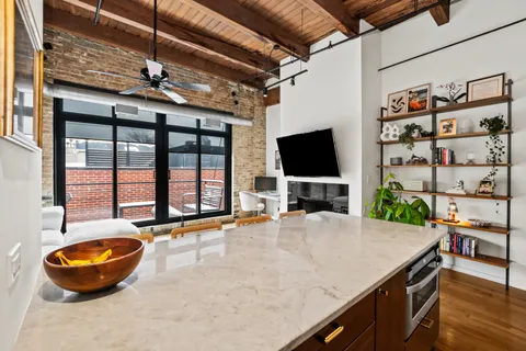 $389,000 | 1670 North Claremont Avenue, Unit 306, Chicago, IL 60647