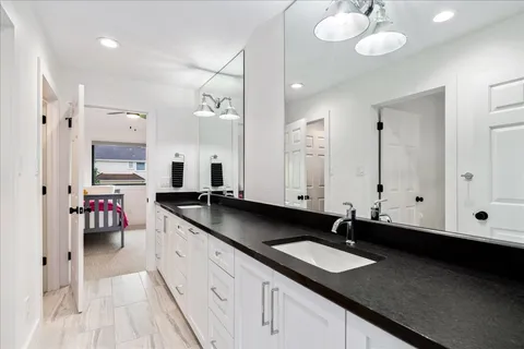$1,350,000 | 28 Lost Meadow Trail, The Hills, TX 78738