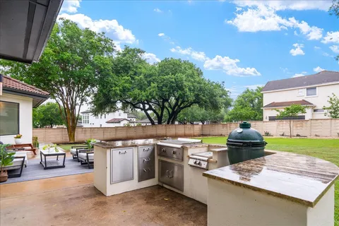 $1,350,000 | 28 Lost Meadow Trail, The Hills, TX 78738