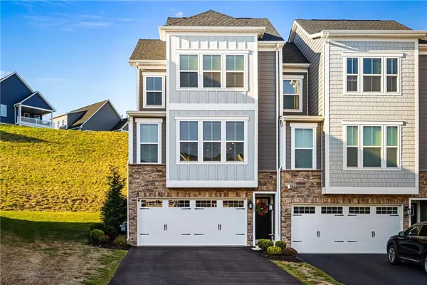 $409,900 | 207 Spruce Lane, Canonsburg, PA 15317