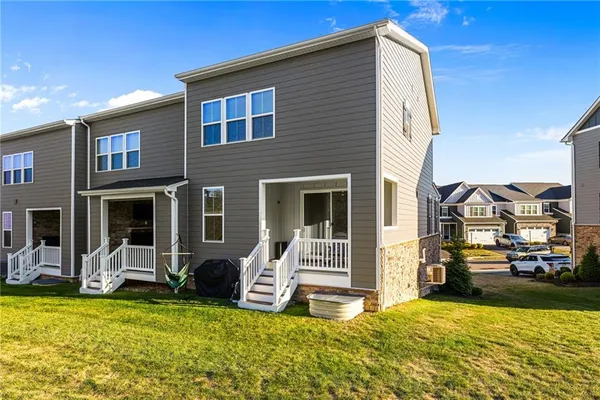 $399,999 | 207 Spruce Lane, Canonsburg, PA 15317