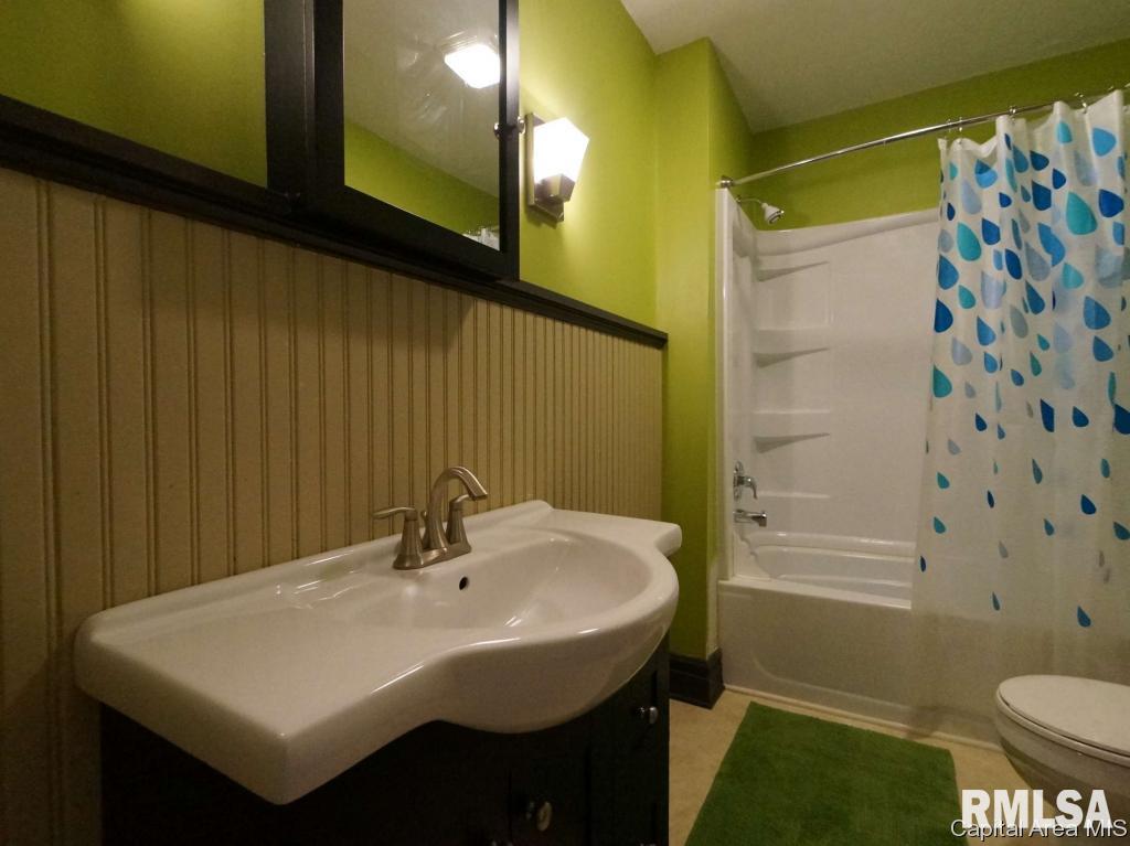 944 North 2nd Street Springfield, IL 62702 - Photo 32 of 36