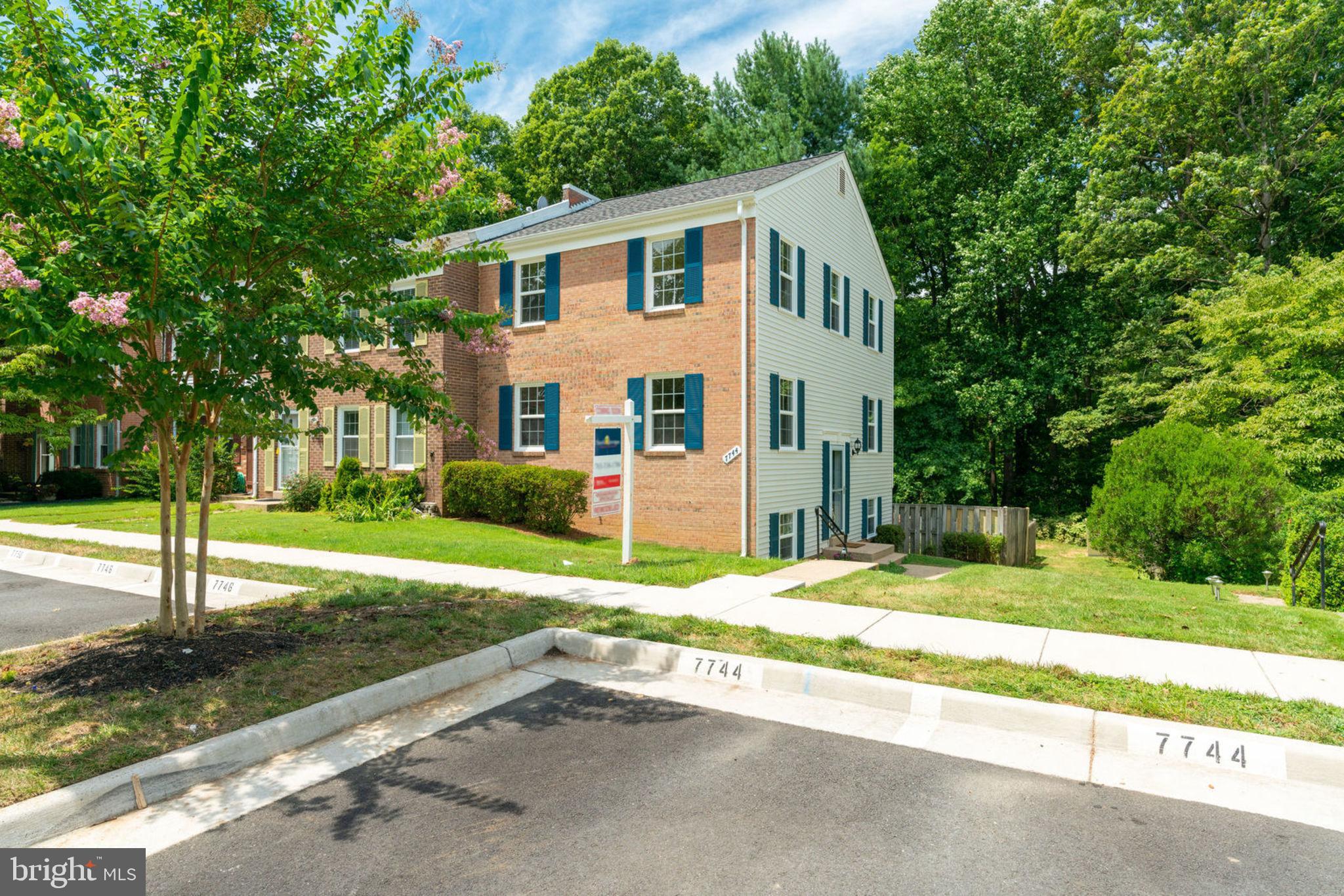 7744 Brandeis Way Springfield, VA 22153 - Photo 5 of 59