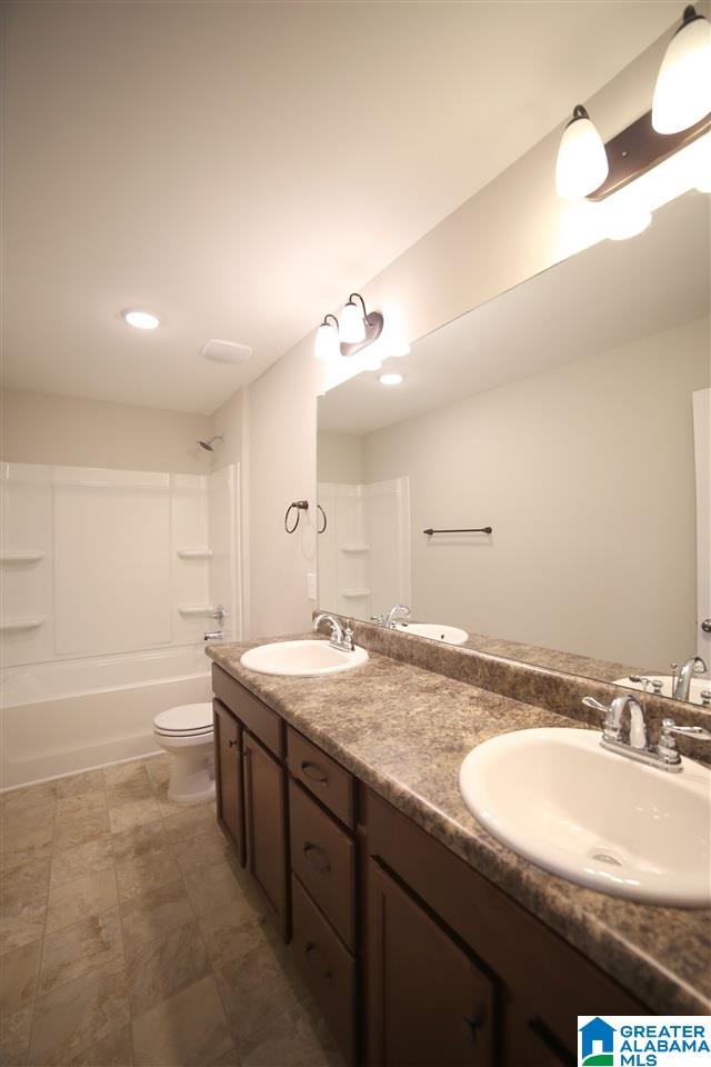91 Carriage House Road Southwest Bessemer, AL 35022 - Photo 14 of 19