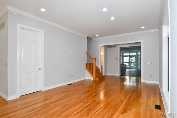 $7,500 | 20 Brighton Way, St. Louis, MO 63105