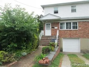 $3,400 | 157 Coventry Avenue, Albertson, NY 11507