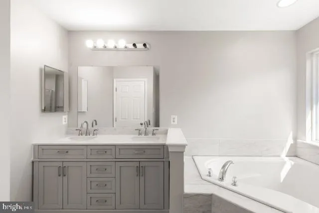 $2,300 | 722 Cardiff Circle, Edgewood, MD 21040