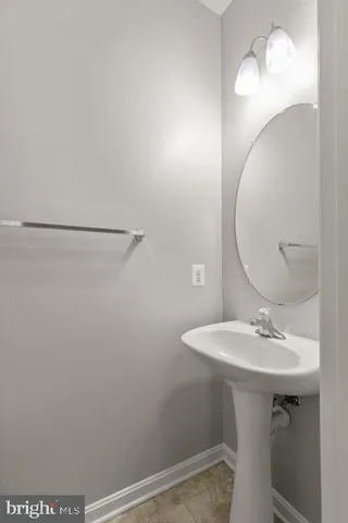 $2,300 | 722 Cardiff Circle, Edgewood, MD 21040