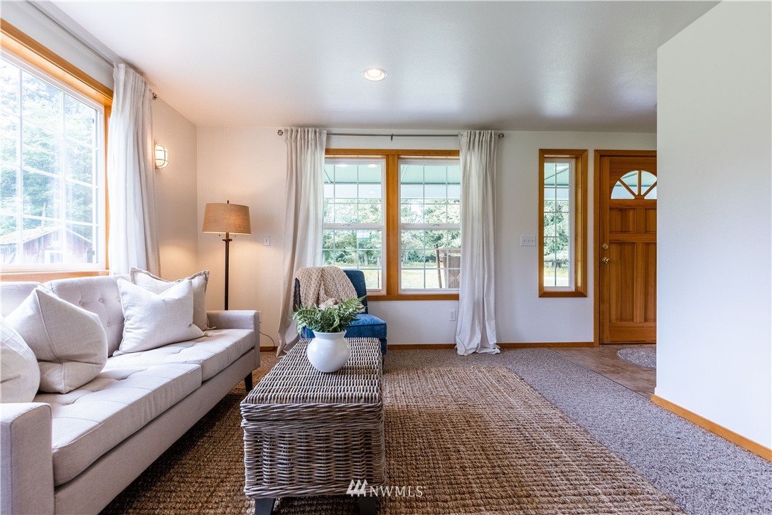 20777 West Bulson Road Mount Vernon, WA 98274 - Photo 5 of 40 Gallery Image 5