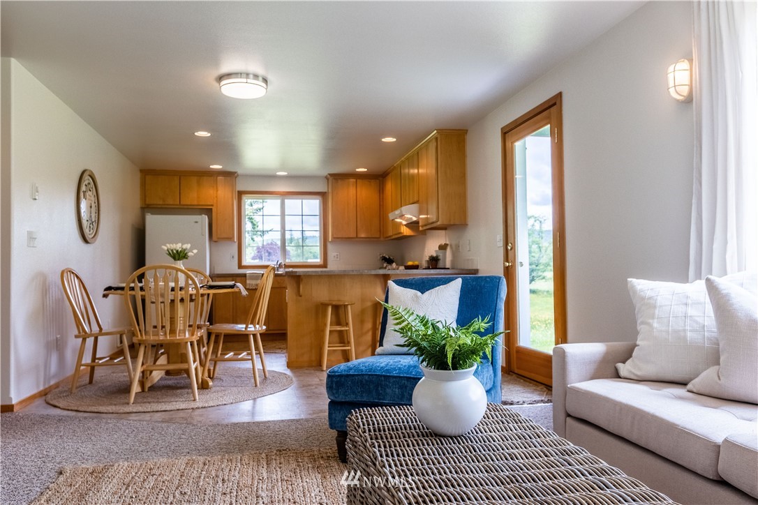 20777 West Bulson Road Mount Vernon, WA 98274 - Photo 9 of 40 Gallery Image 9