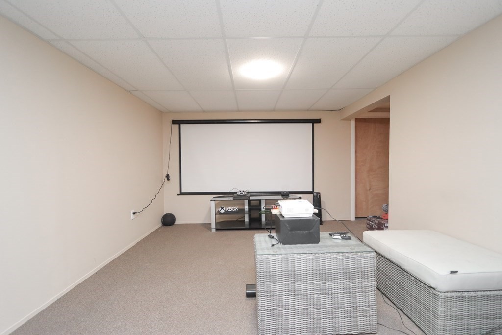 11 Metzger Place Springfield, MA 01104 - Photo 19 of 39 Gallery Image 19