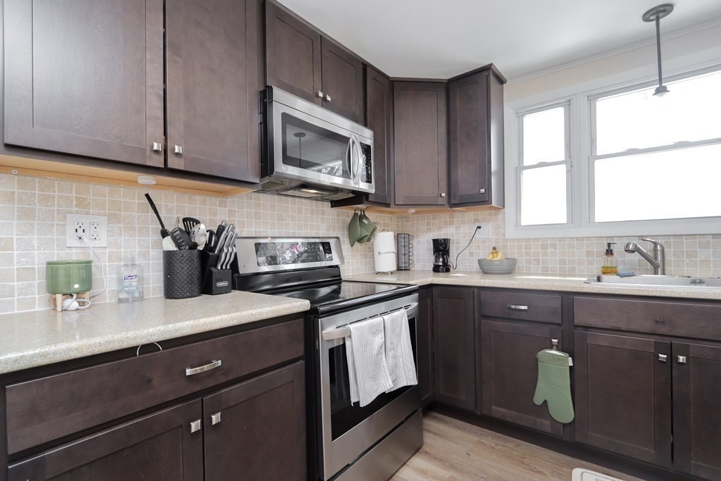 11 Metzger Place Springfield, MA 01104 - Photo 30 of 39 Gallery Image 30